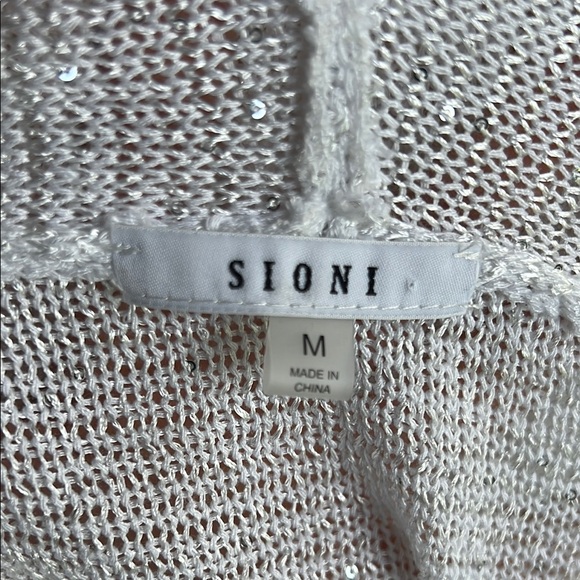 Sioni White Hooded Cardigan - Picture 7 of 7
